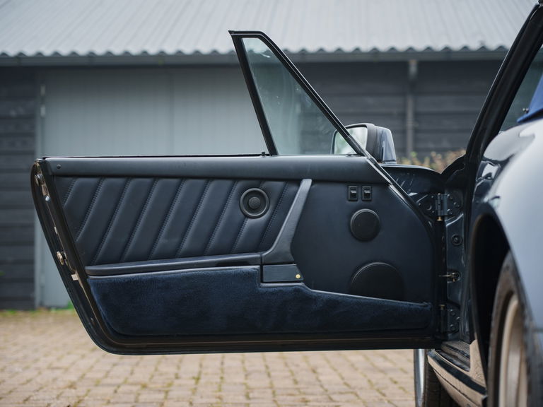 Porsche 911 Carrera 3.2 (US)