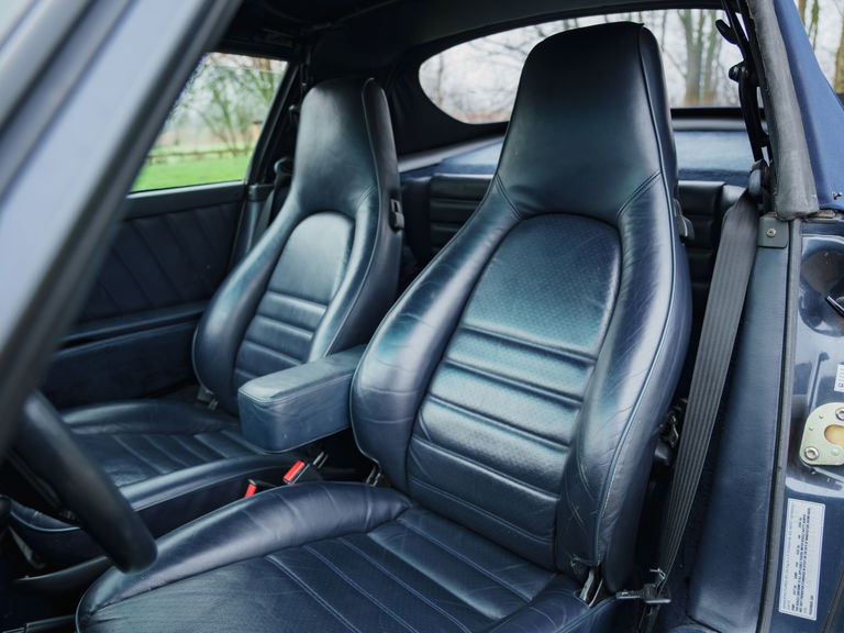 Porsche 911 Carrera 3.2 (US)