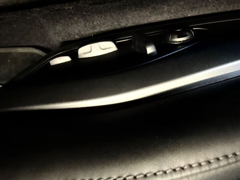 Porsche 992 Carrera 4