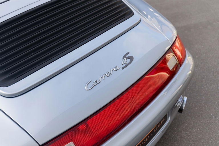 Porsche 993 Carrera 4S