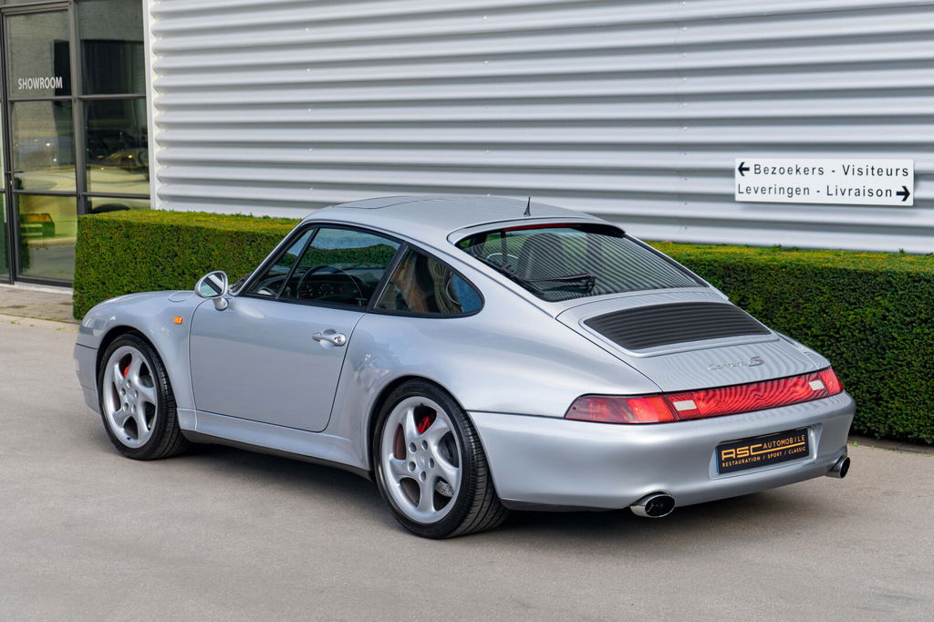 Porsche 993 Carrera 4S