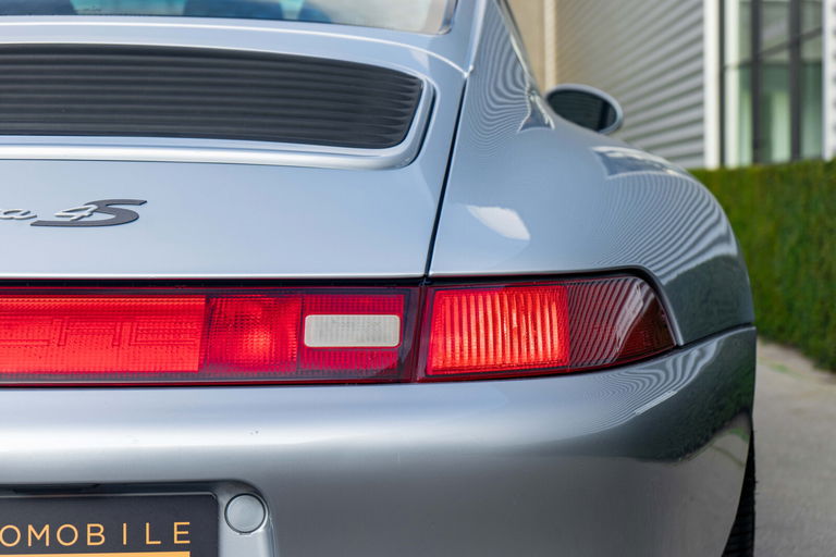 Porsche 993 Carrera 4S