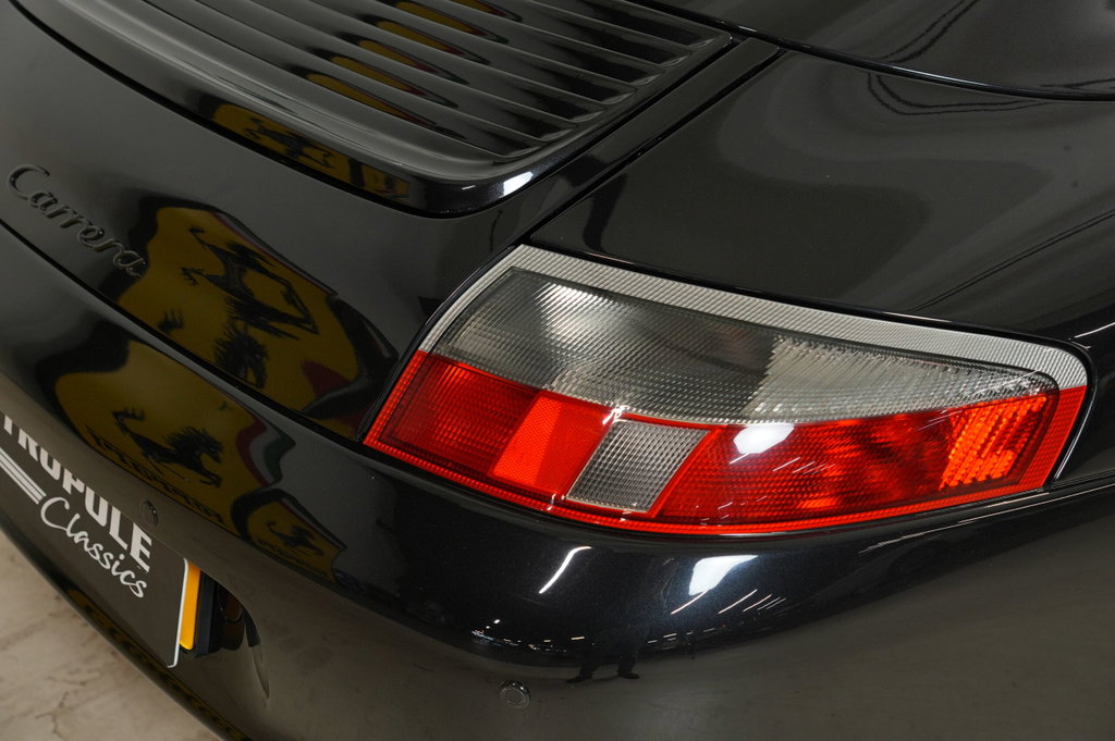 Porsche 996 Carrera