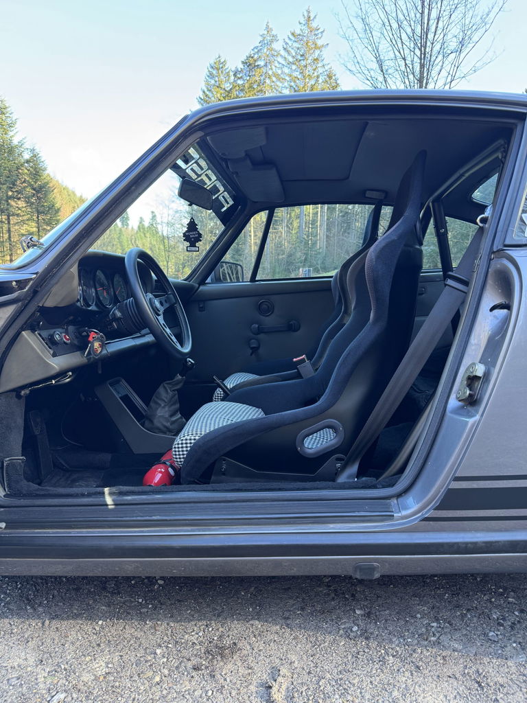 Porsche 911 Carrera 3.2