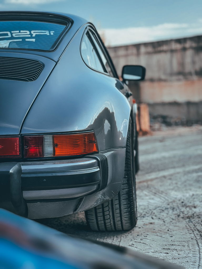 Porsche 911 Carrera 3.2