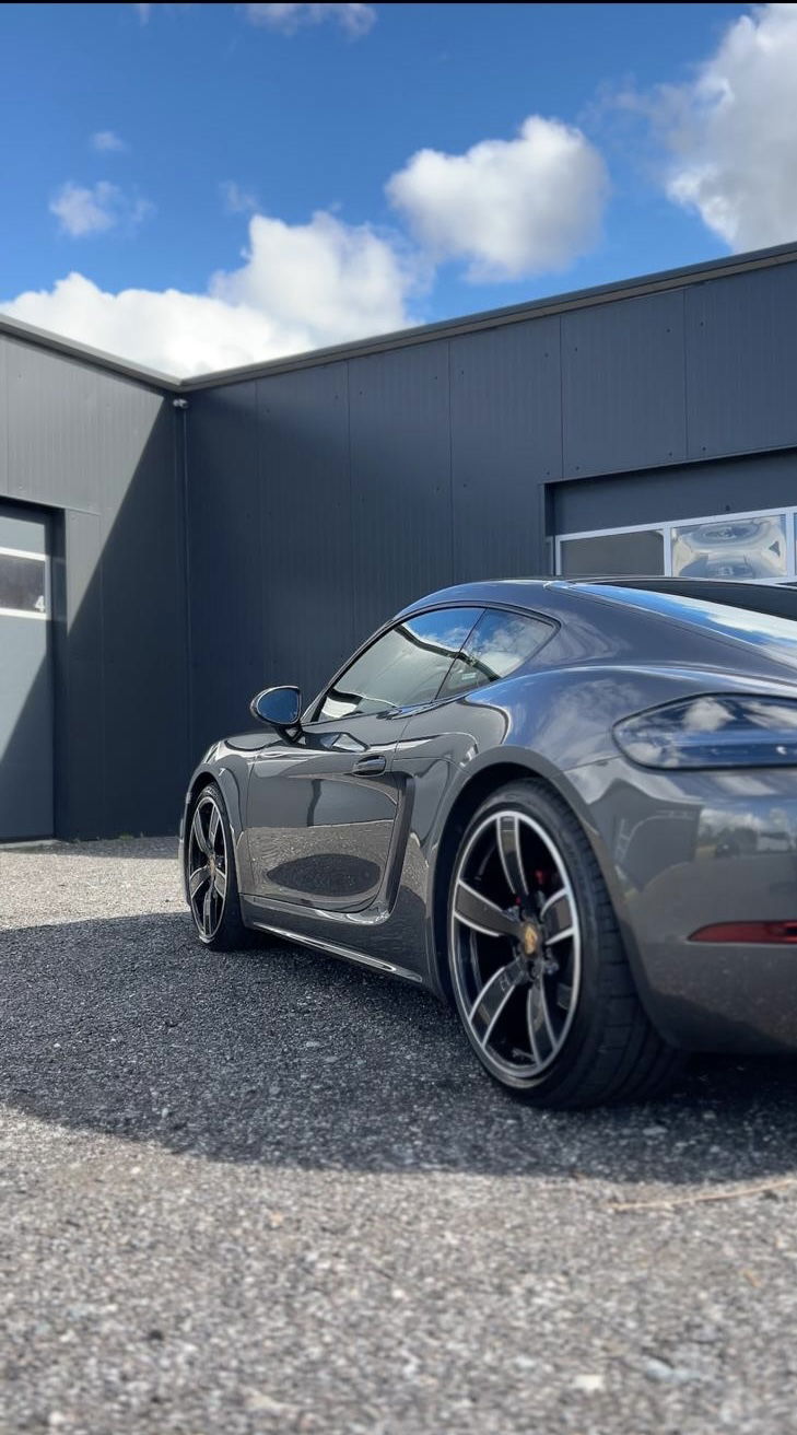 Porsche 718 Cayman GTS