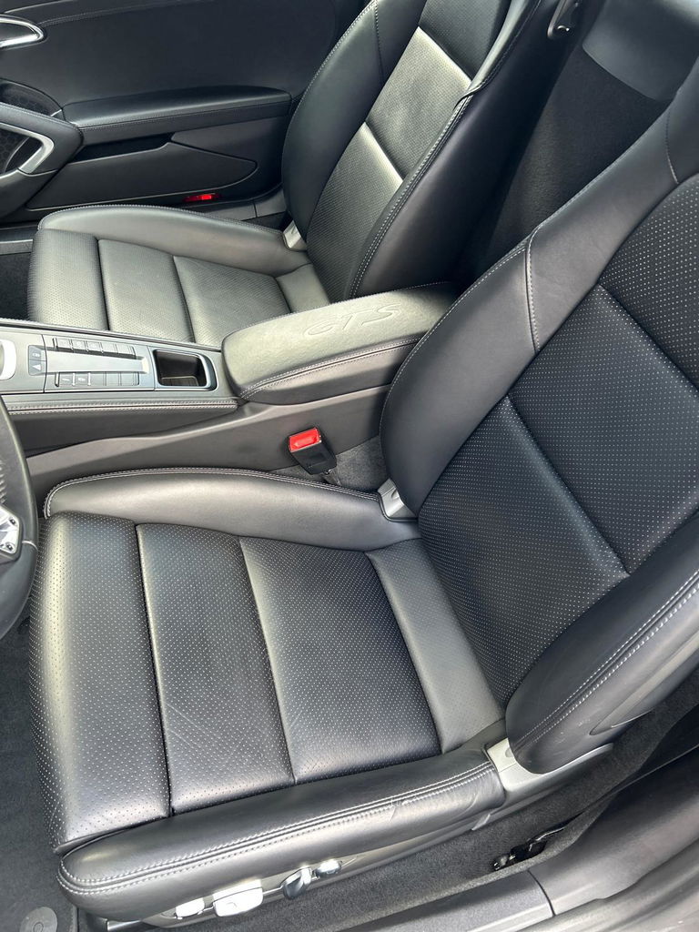 Porsche 718 Cayman GTS