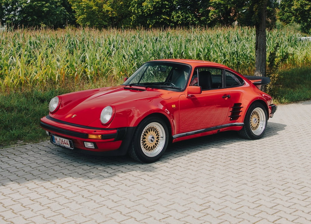 Porsche 911 Turbo 3.3
