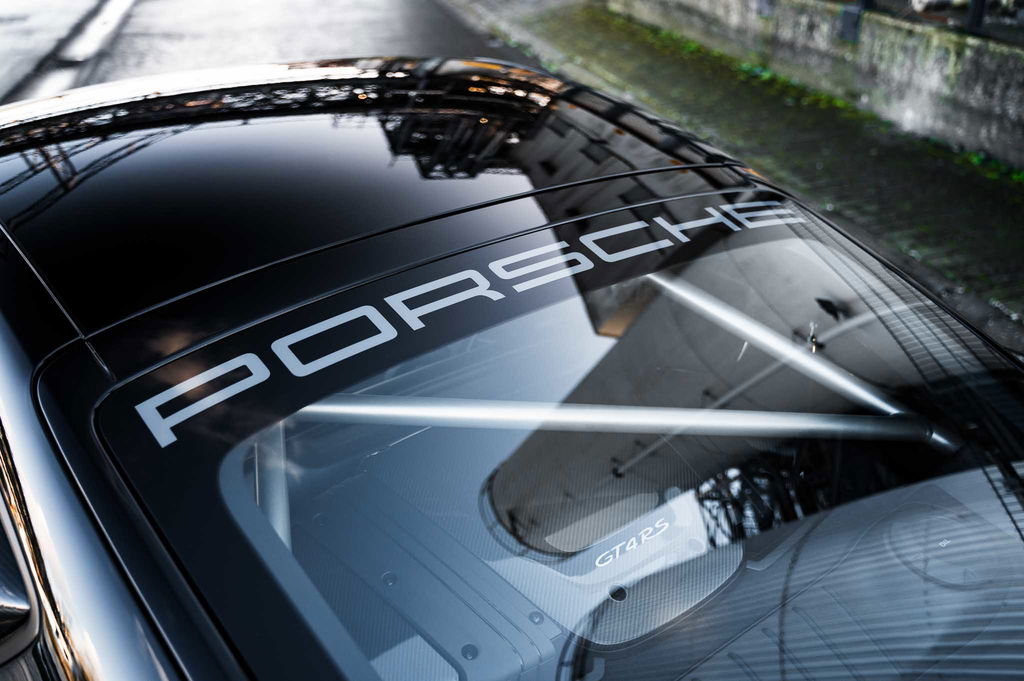 Porsche 718 Cayman GT4 RS