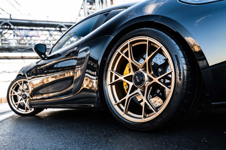 Porsche 718 Cayman GT4 RS