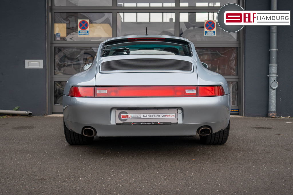 Porsche 993 Carrera 4