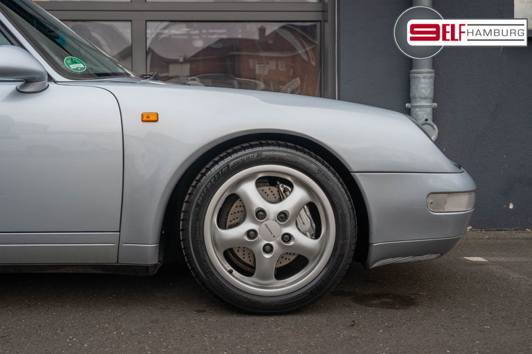 Porsche 993 Carrera 4