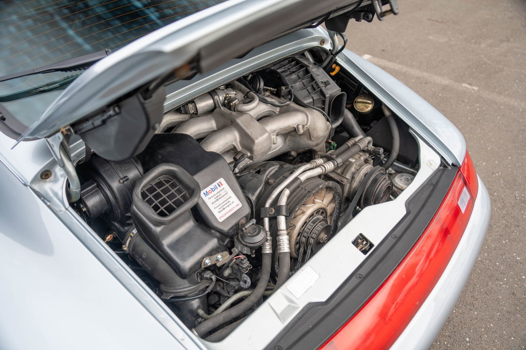 Porsche 993 Carrera 4