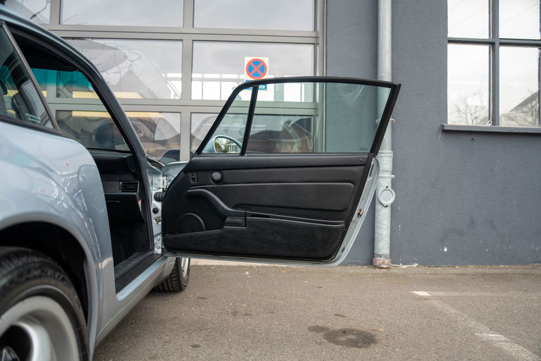 Porsche 993 Carrera 4