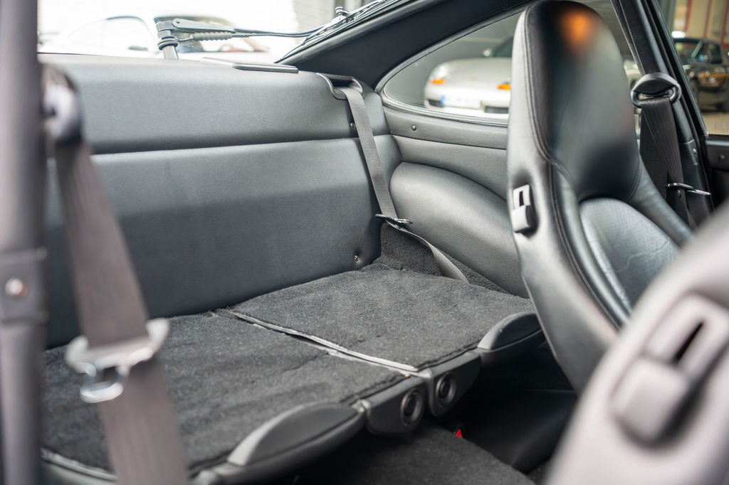 Porsche 993 Carrera 4