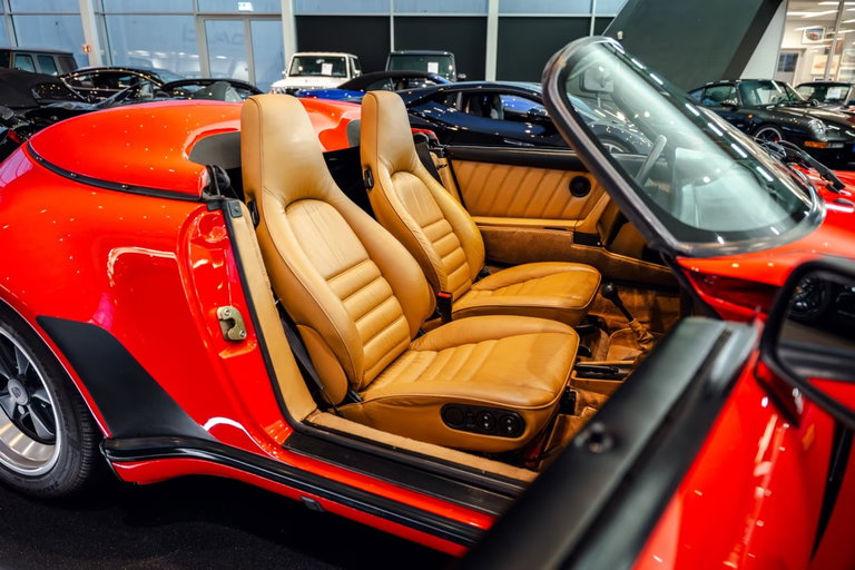 Porsche 911 Carrera 3.2 Speedster