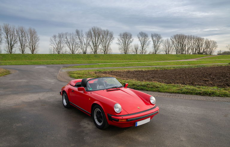 Porsche 911 Carrera 3.2 Speedster