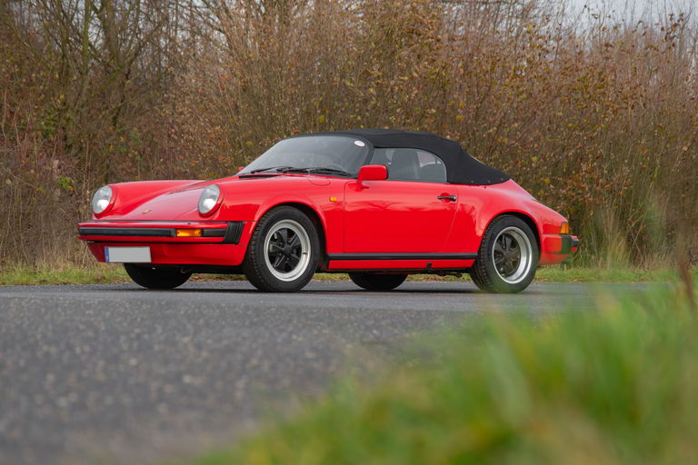 Porsche 911 Carrera 3.2 Speedster