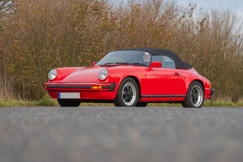Porsche 911 Carrera 3.2 Speedster