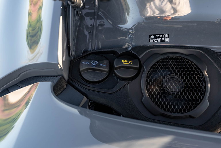 Porsche 992.2 GT3 Touring