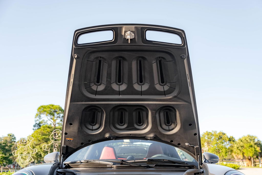 Porsche 992.2 GT3 Touring