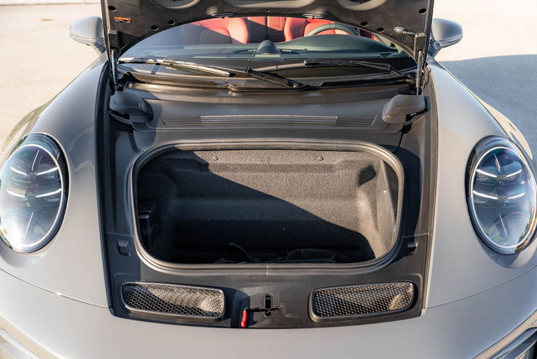 Porsche 992.2 GT3 Touring