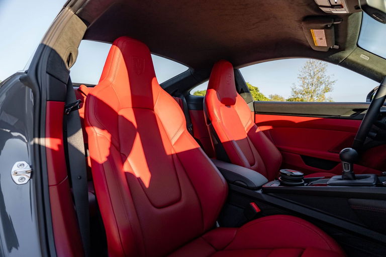 Porsche 992.2 GT3 Touring