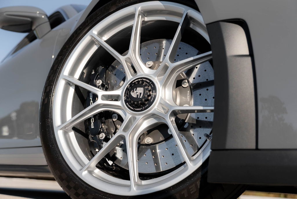 Porsche 992.2 GT3 Touring