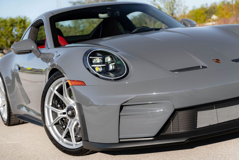 Porsche 992.2 GT3 Touring