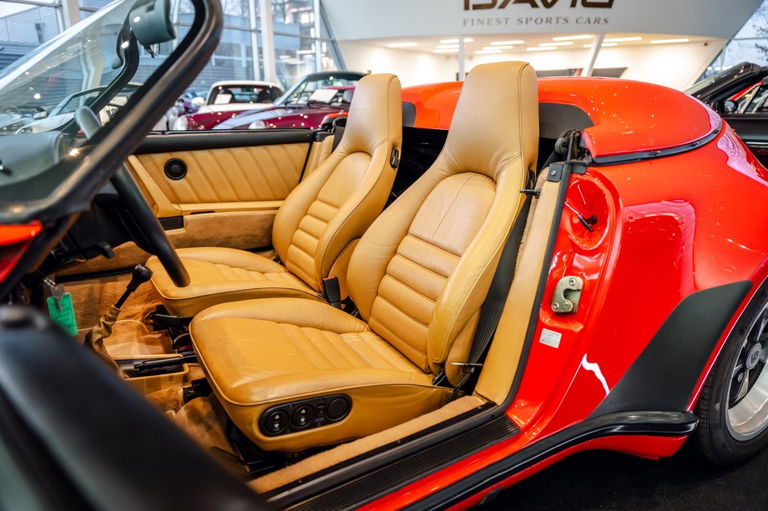 Porsche 911 Carrera 3.2 Speedster