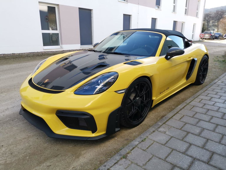 Porsche 718 Spyder RS