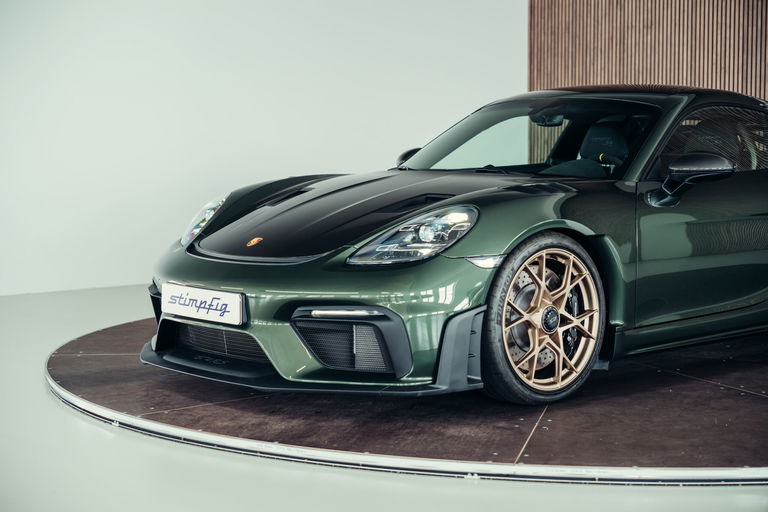 Porsche 718 Cayman GT4 RS