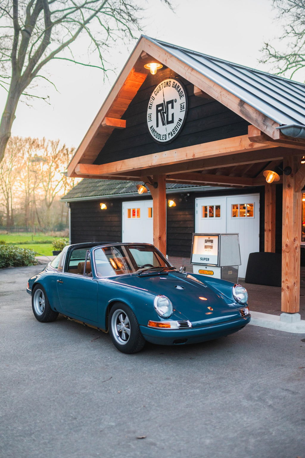 Porsche 911 Backdate