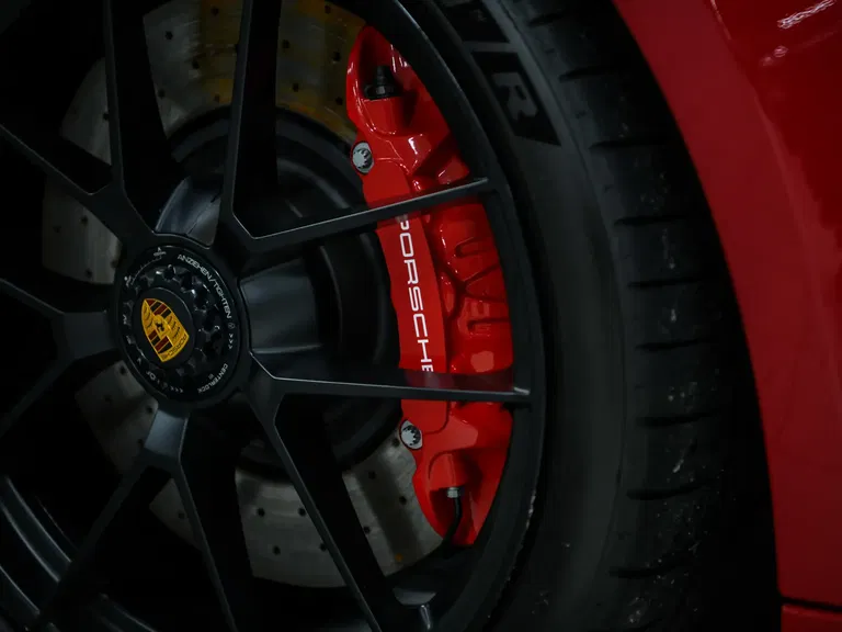 Porsche 992.2 Carrera 4 GTS