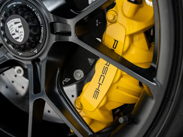 Porsche 992 GT3 Touring