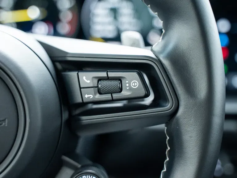 Porsche 992 GT3 Touring