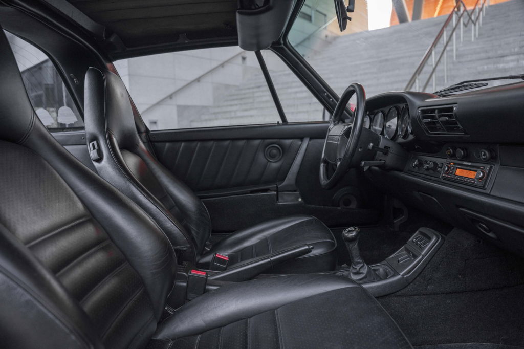 Porsche 964 Carrera 2