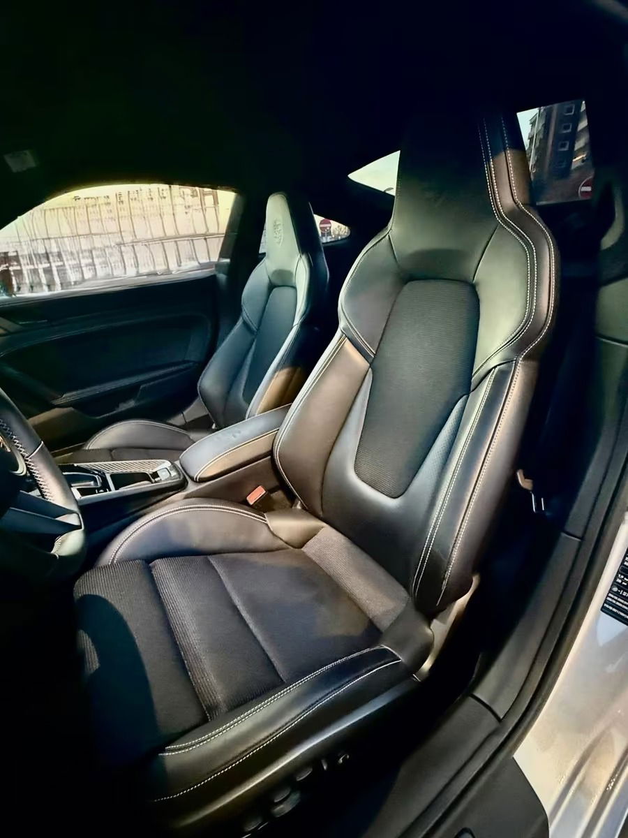 Porsche 992 GT3 Touring