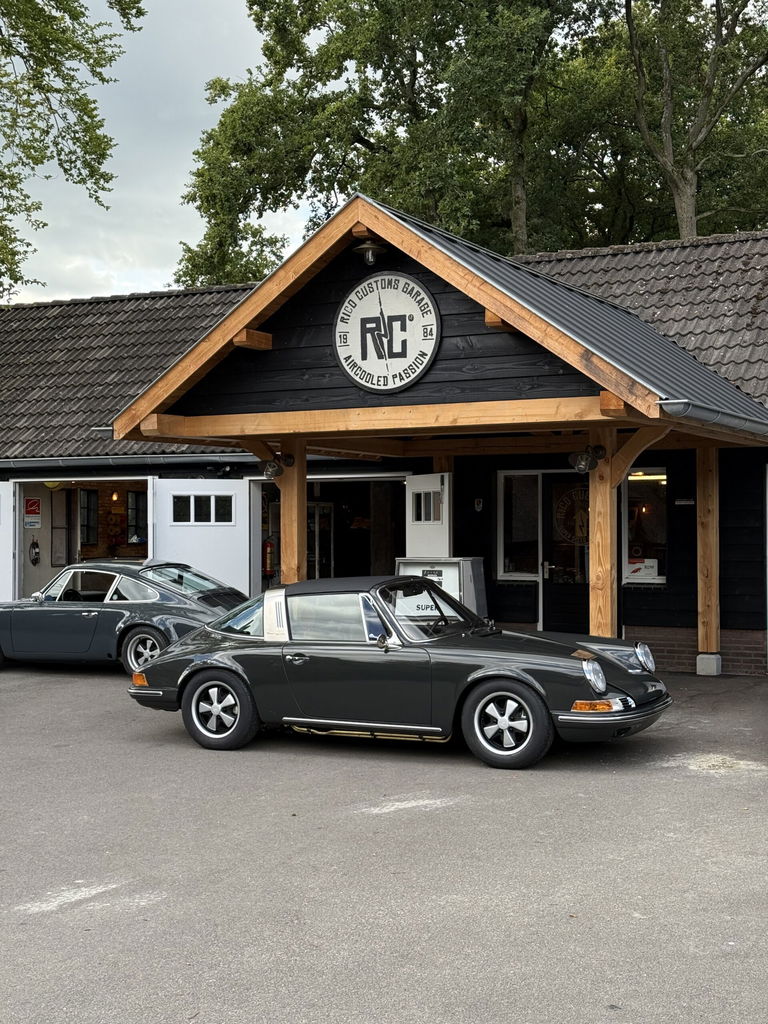 Porsche 911 Backdate