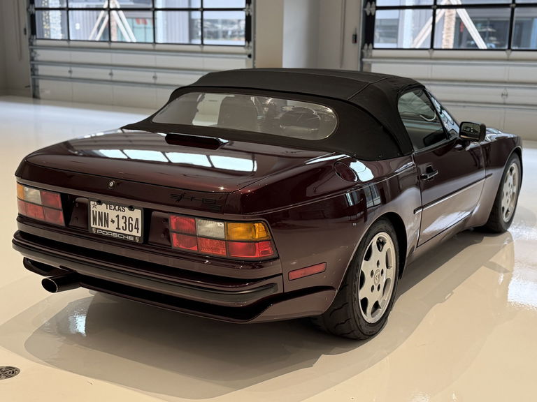 Porsche 944 S2 Cabriolet