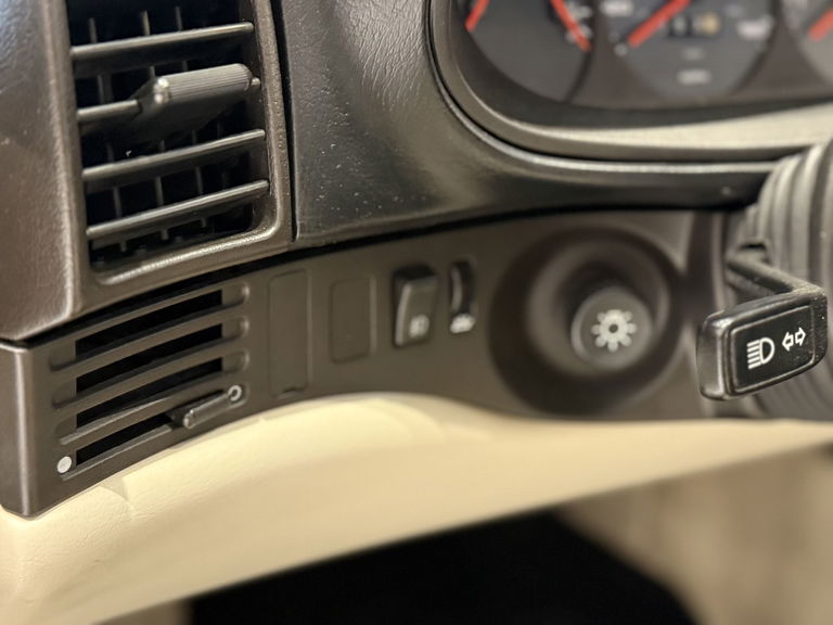 Porsche 944 S2 Cabriolet