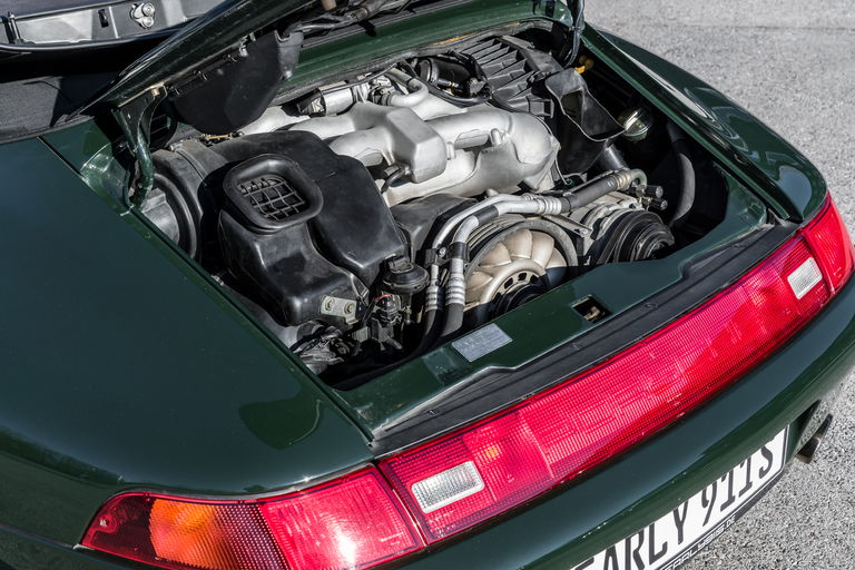 Porsche 993 Carrera 4