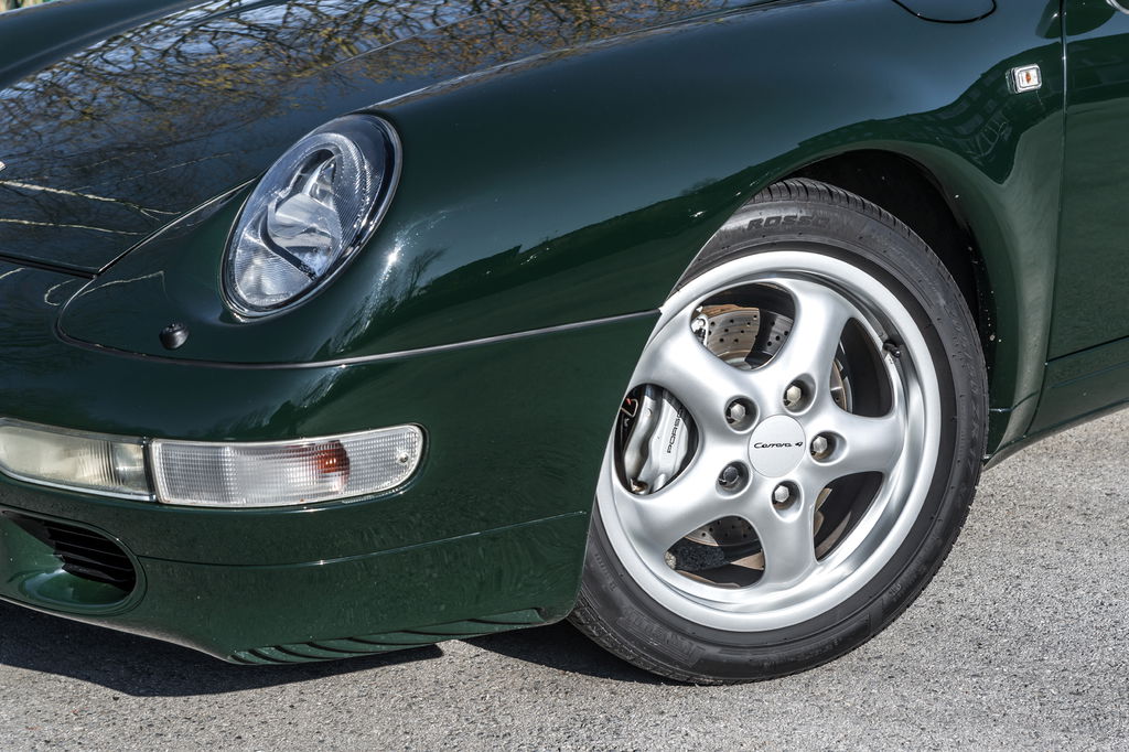 Porsche 993 Carrera 4