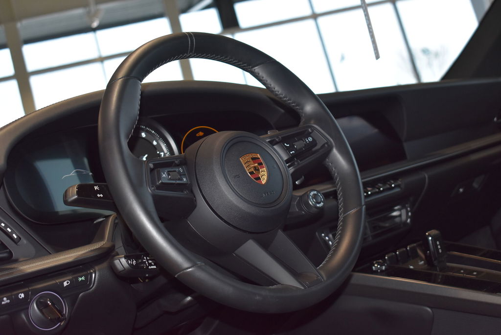 Porsche 992 Carrera 4S