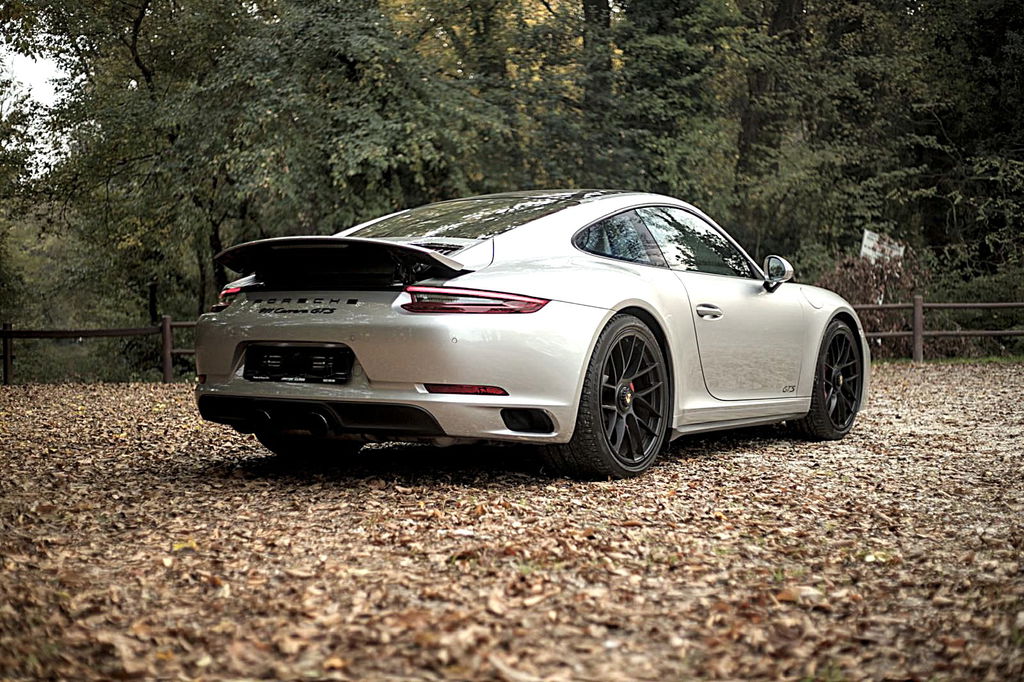 Porsche 991.2 Carrera GTS