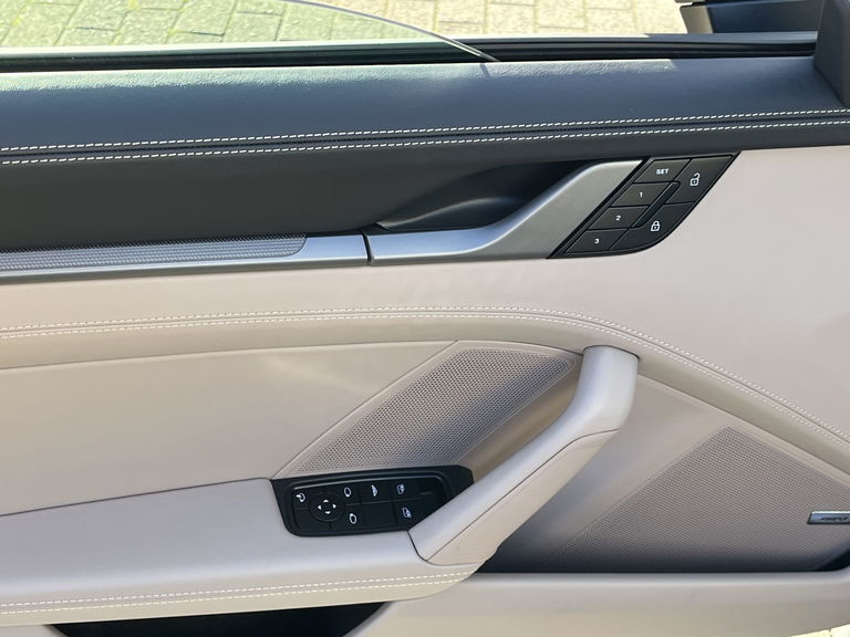 Porsche 992.2 Carrera