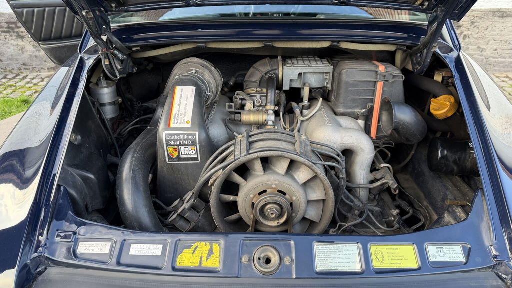 Porsche 911 Carrera 3.2