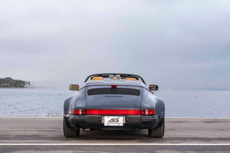 Porsche 911 Carrera 3.2 Speedster (US)