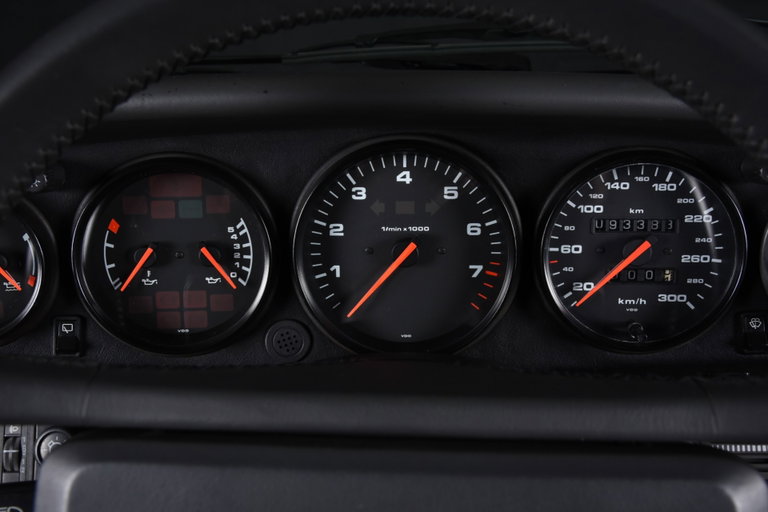 Porsche 964 Carrera 4
