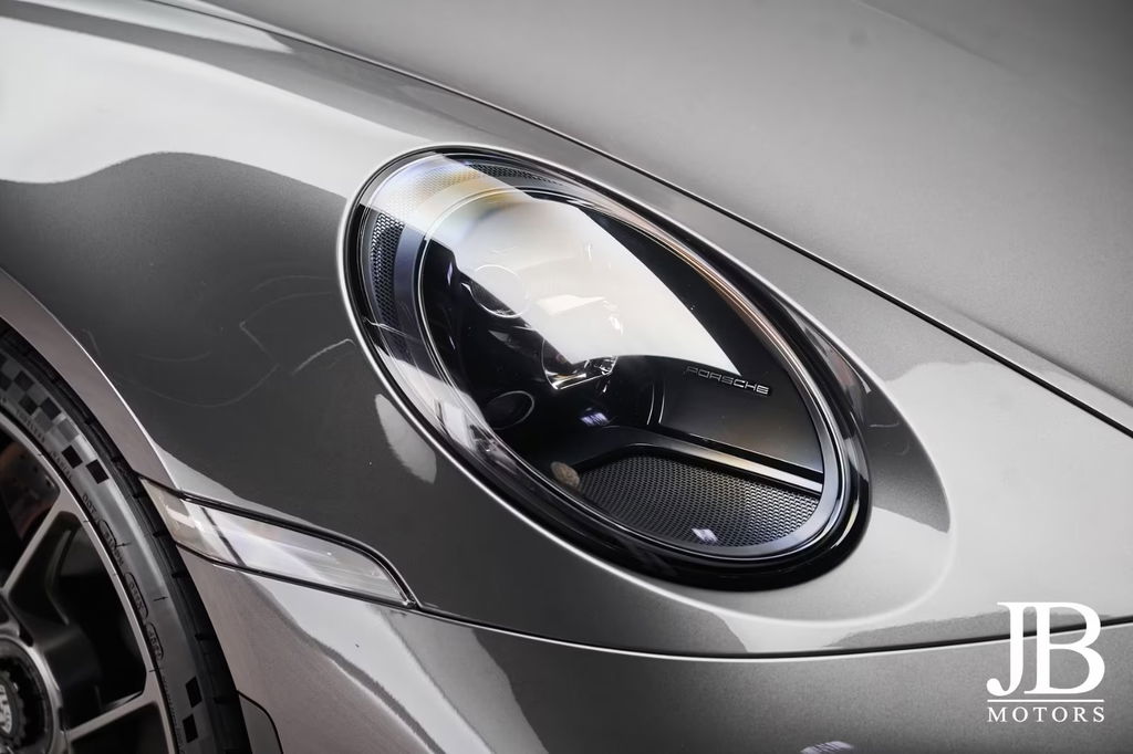 Porsche 992 GT3 Touring